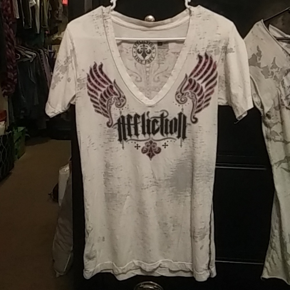 Affliction shirt large